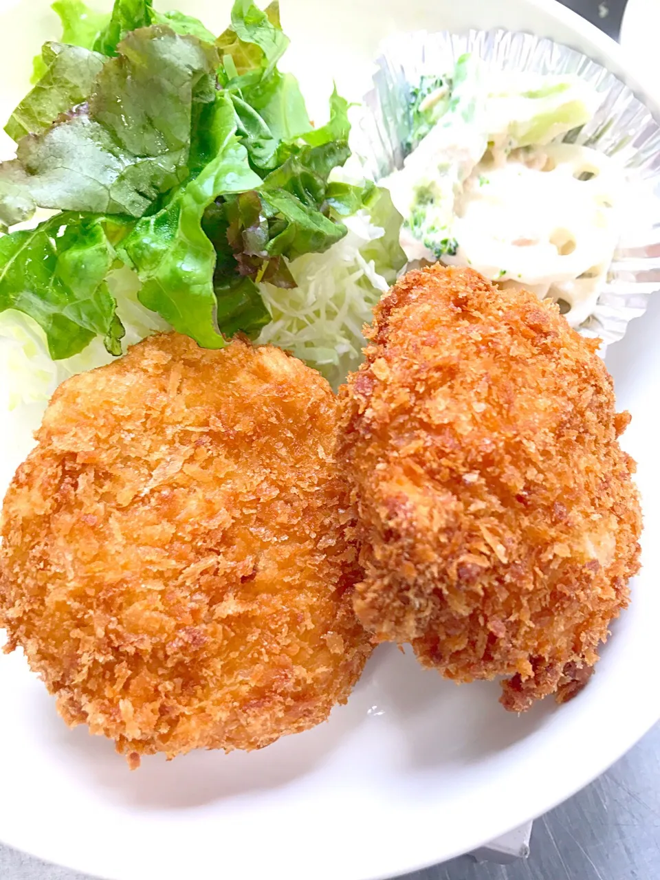 蟹カマとコーンのコロッケ|学食おばちゃんさん