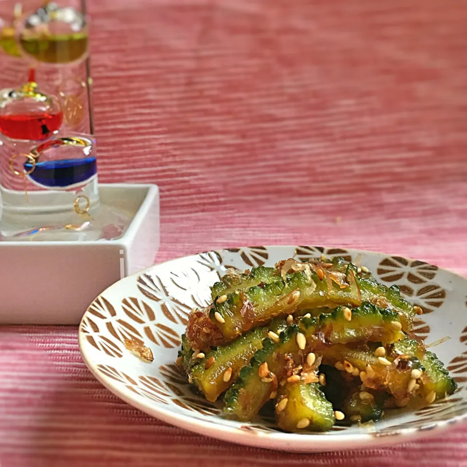 cocoaちゃんの料理 ゴーヤの胡麻煮〜bitter gourd with soy sauce and sesame|izoomさん