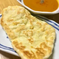 手作りナンと、
手作りバターチキンカレー|よしあっくさん