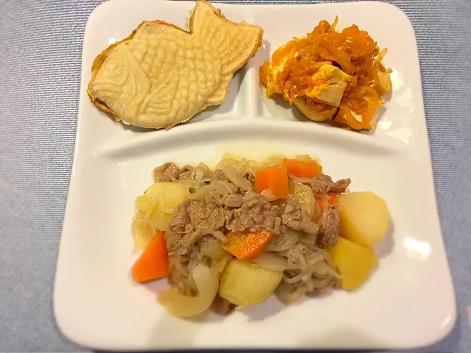 関西風肉じゃが
豆腐のケチャ煮
お好み焼きたい焼き|Caolaさん