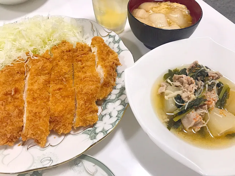 晩飯✨ チキンカツ 大根の煮物 おふの味噌汁♬|Shinichi Kawagoeさん