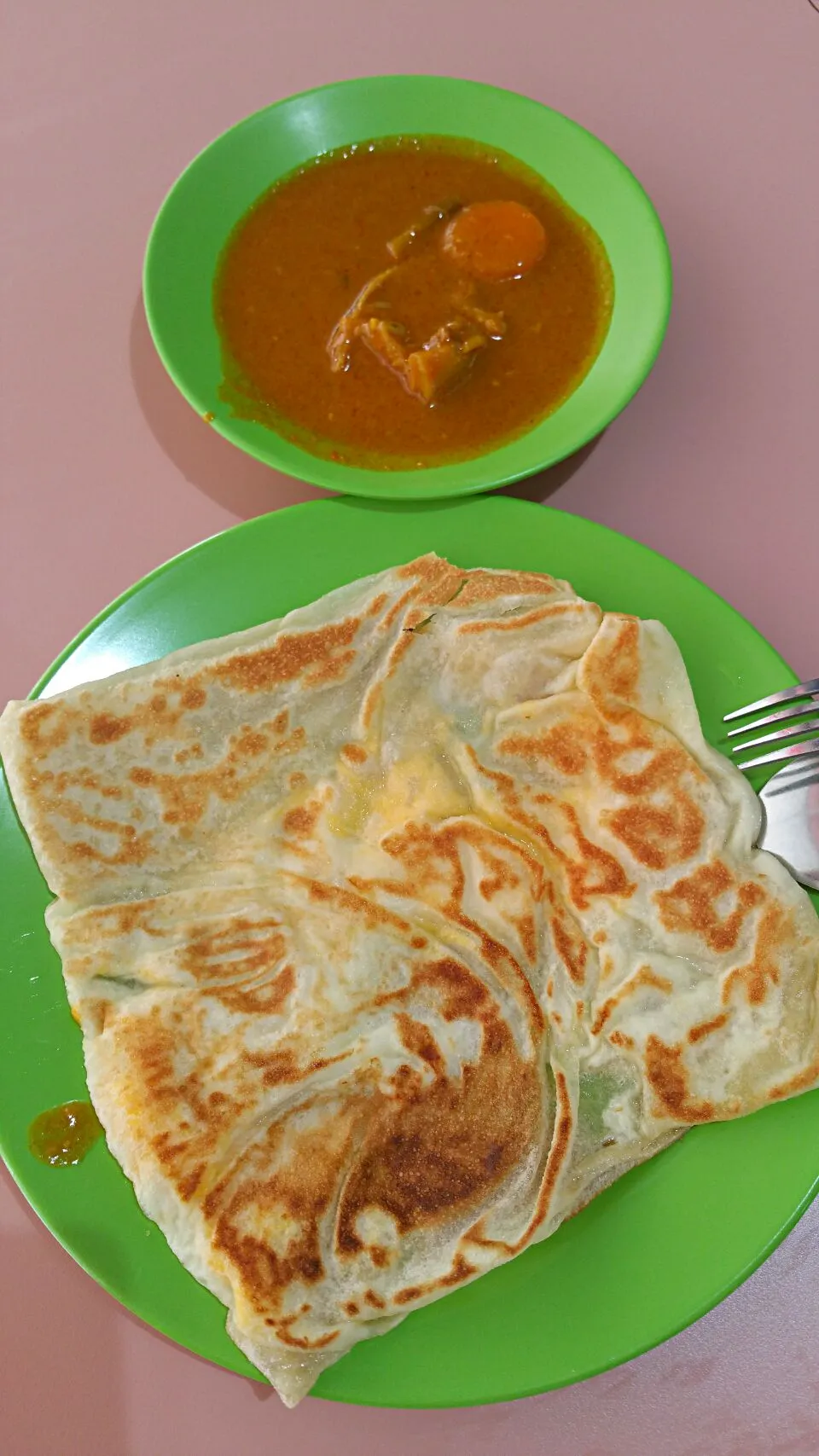 Hot hot Egg Prata 💋💋👅👅👅😍 with mutton curry 😙👅💋|🌷lynnlicious🌷さん