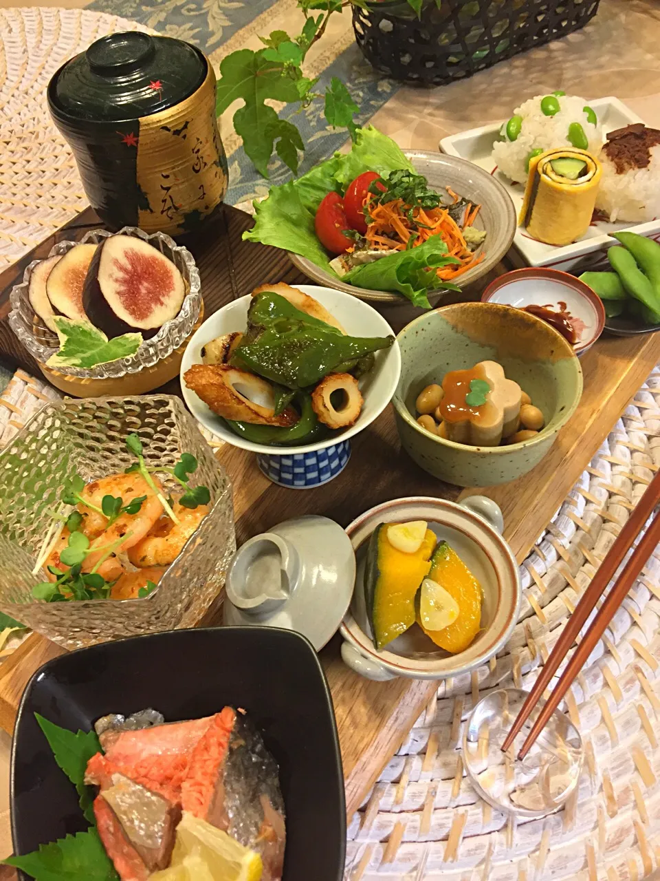 今日は色々あったので😑⤵︎⤵︎
『厄払いの10皿料理』作ってみました〜|paaruさん