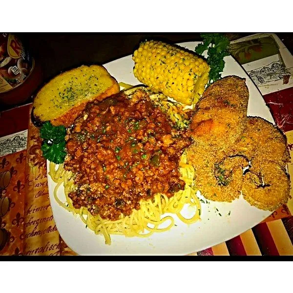 My Favorite Comforts on One Plate 🍝❤🍝
Meat Sauce & Spaghetti  ♡ Fried Catfish ♡ Corn on the Cob ♡ Garlic Bread ♡#Pasta #Meat/Poultry #Beef #Fish #Vegetable #Bre|Alisha GodsglamGirl Matthewsさん