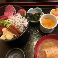 Snapdishの料理写真:三色丼🎶|あるぽんちさん