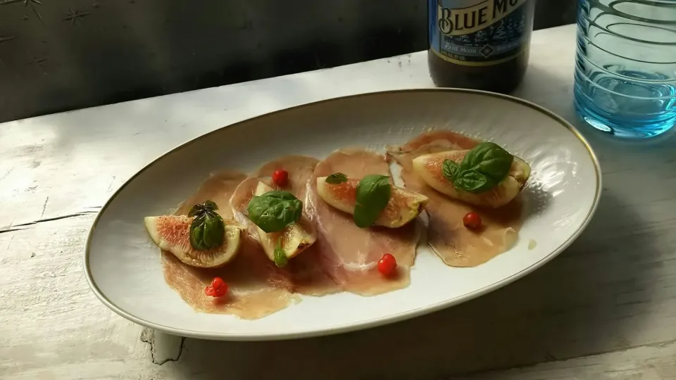 Prosciutto e fichi
生ハムとイチジク|KimaLABOさん