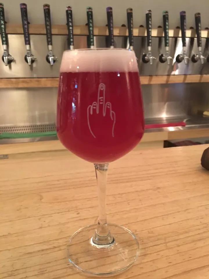 Snapdishの料理写真:Mikkeller Hallo Ich Bin Berliner Weisse Raspberry 我是柏林人覆盆苺|PegaOさん