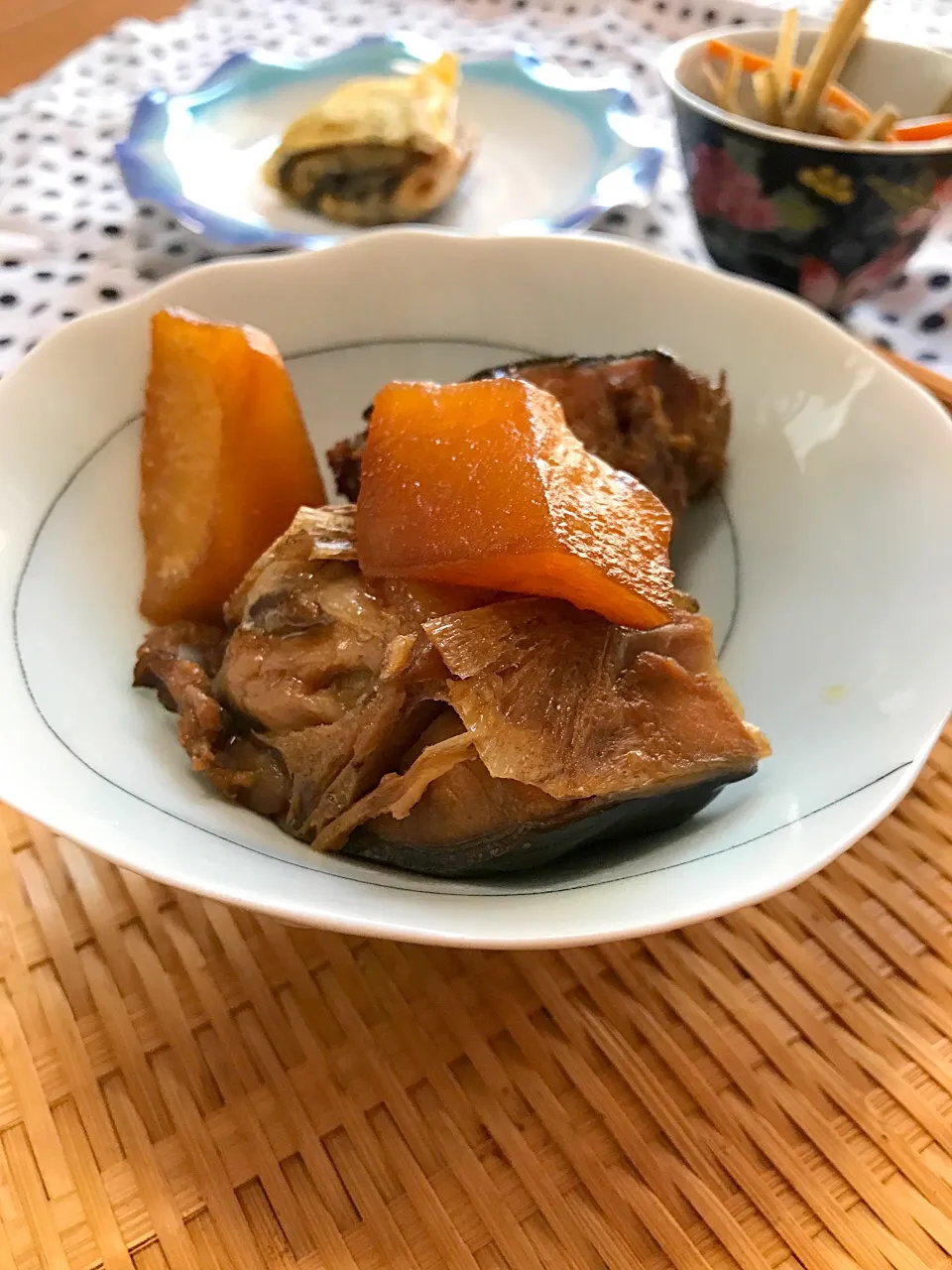 ぶり大根🐠と鰻の薄焼き卵巻き、きんぴらごぼうのお昼ご飯|Kumi_loveさん