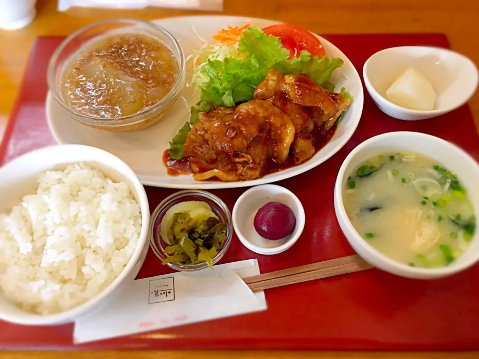 Snapdishの料理写真:豚肉の味噌焼きと冬瓜のそぼろ餡かけ|茶一郎さん