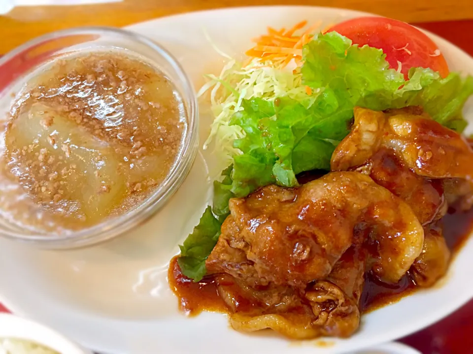 豚肉の味噌焼きと冬瓜のそぼろあんかけ|茶一郎さん