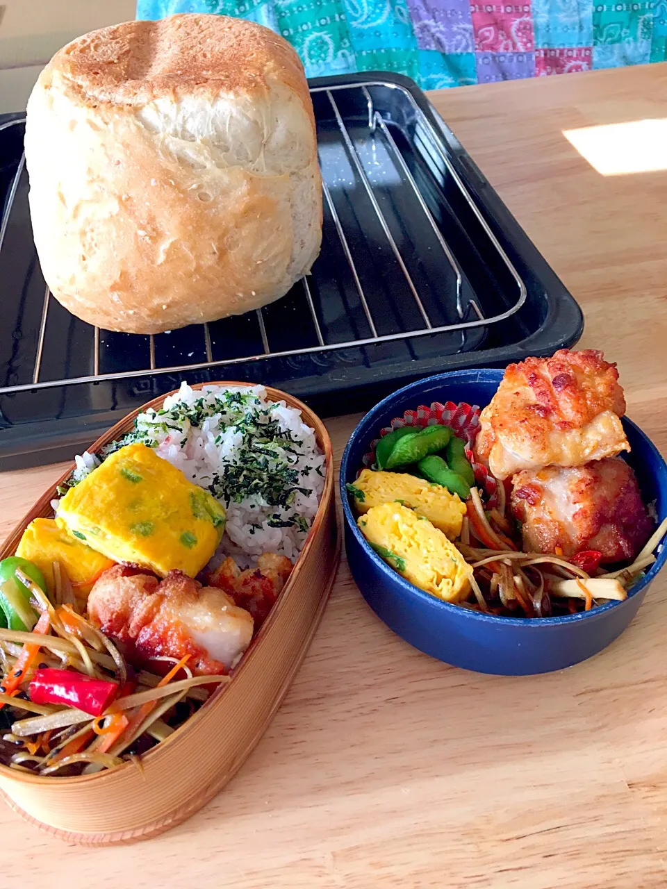 8/281週間ぶりのお仕事。朝焼き胡麻食パン🍞と2人お弁当(=´∇｀=)にゃん|さくたえさん