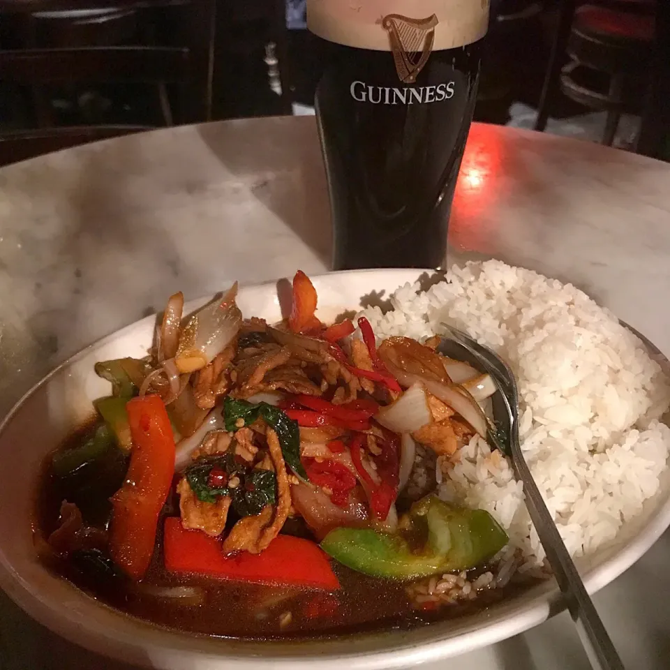 “#5 with pork” and a pint of Guinness|Junya Tanakaさん