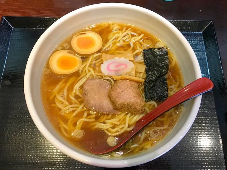 中華蕎麦、中盛り（1.5玉）、味玉クーポンサービス@中華蕎麦 金魚（北浦和駅東口）|hoppylove25さん