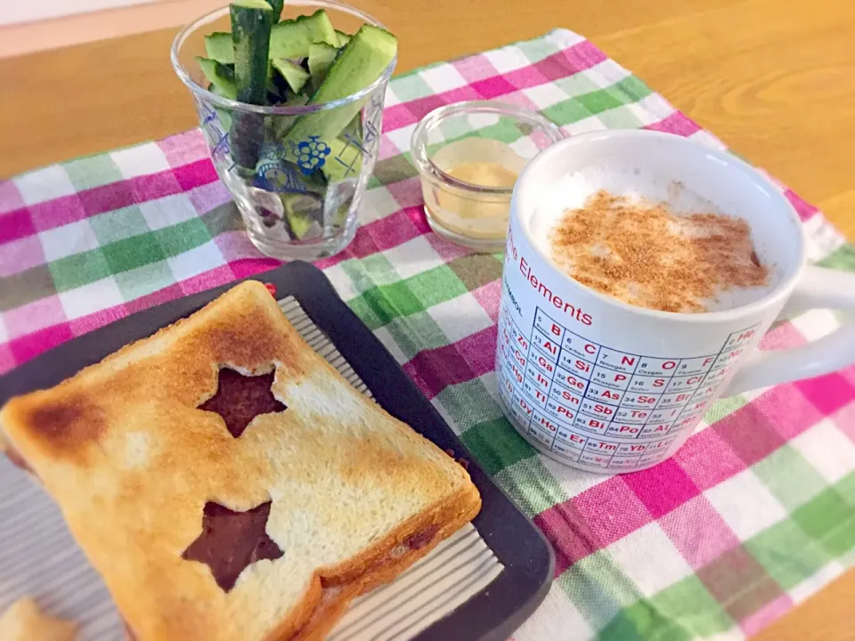 Snapdishの料理写真:朝ごはん♪今日はお休みだから☆|あやさん