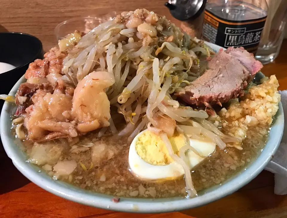 ラーメン（麺半分、ヤサイ・ニンニク・アブラ増し）|とみさんさん