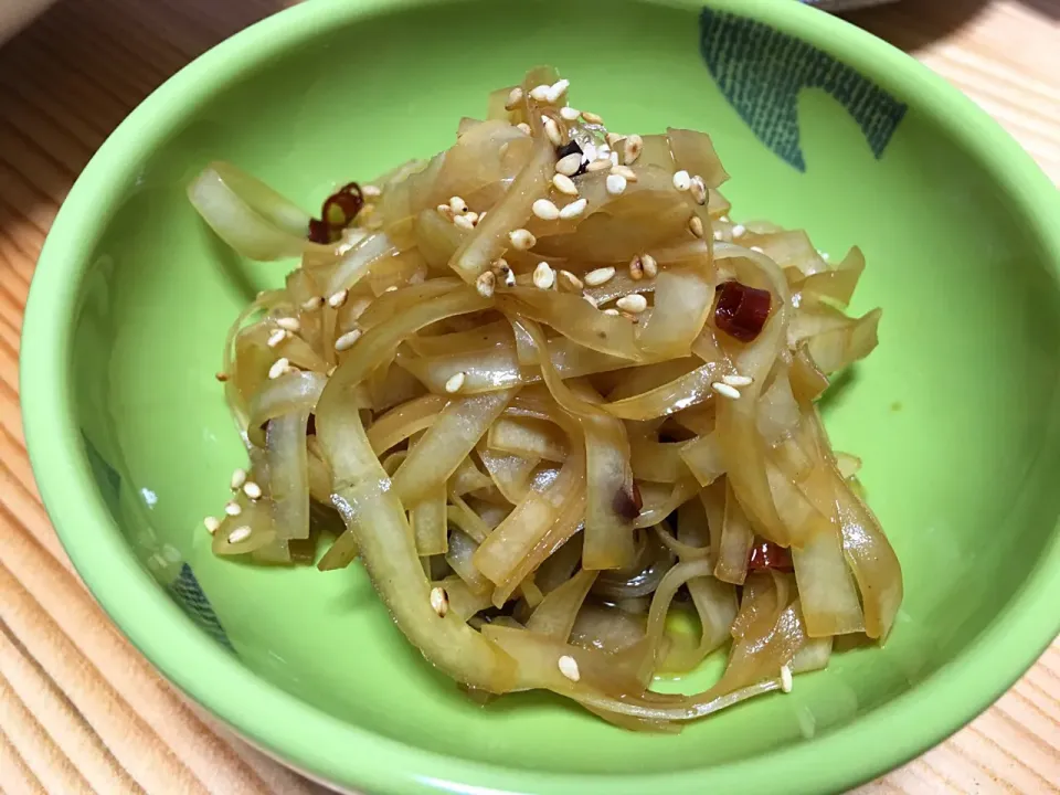 大根の皮のきんぴら(๑˃̵ᴗ˂̵)エコ飯|くーさんさん