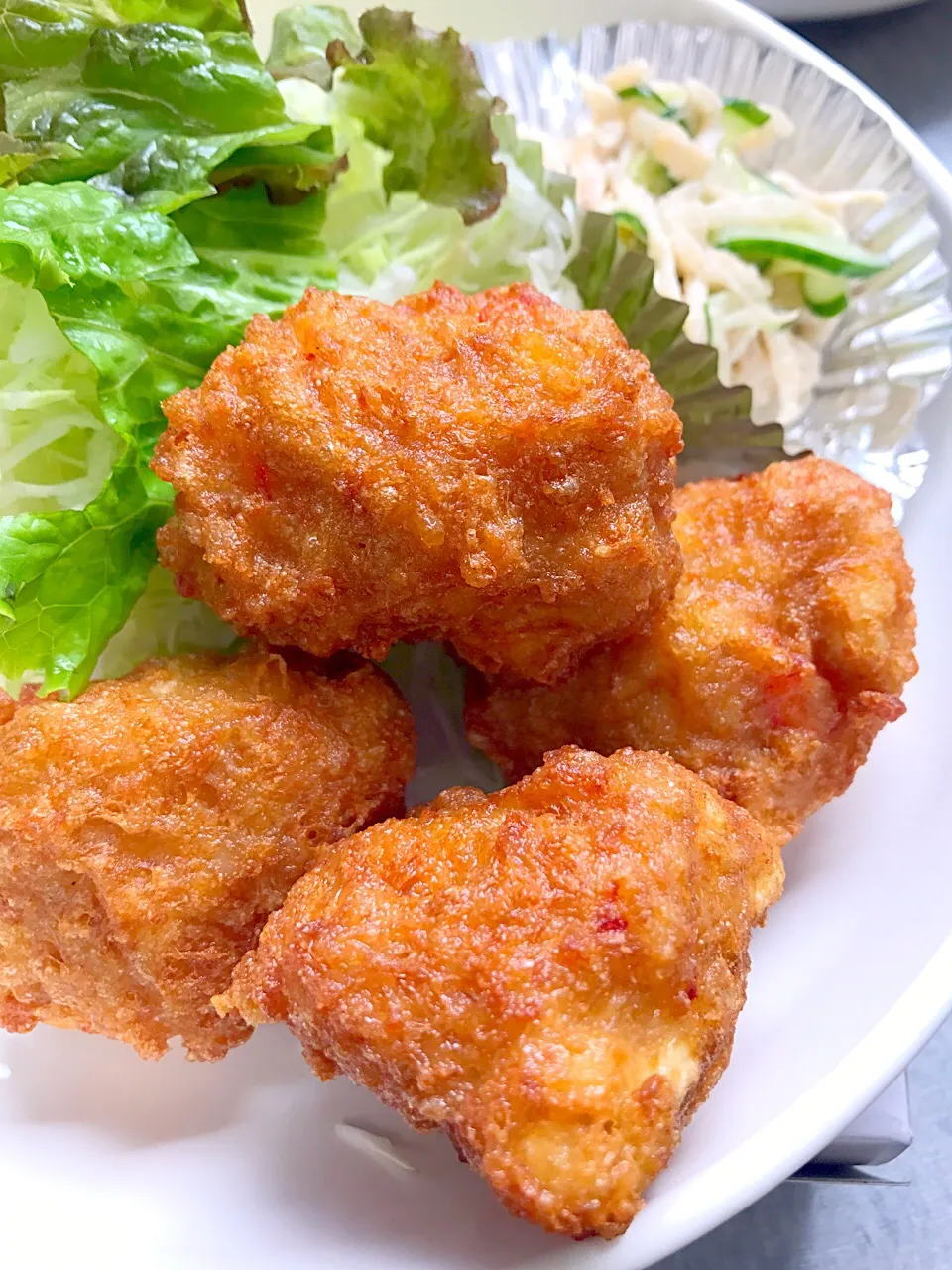 Snapdishの料理写真:海老と豆腐、鶏ひき肉の揚げ団子|学食おばちゃんさん