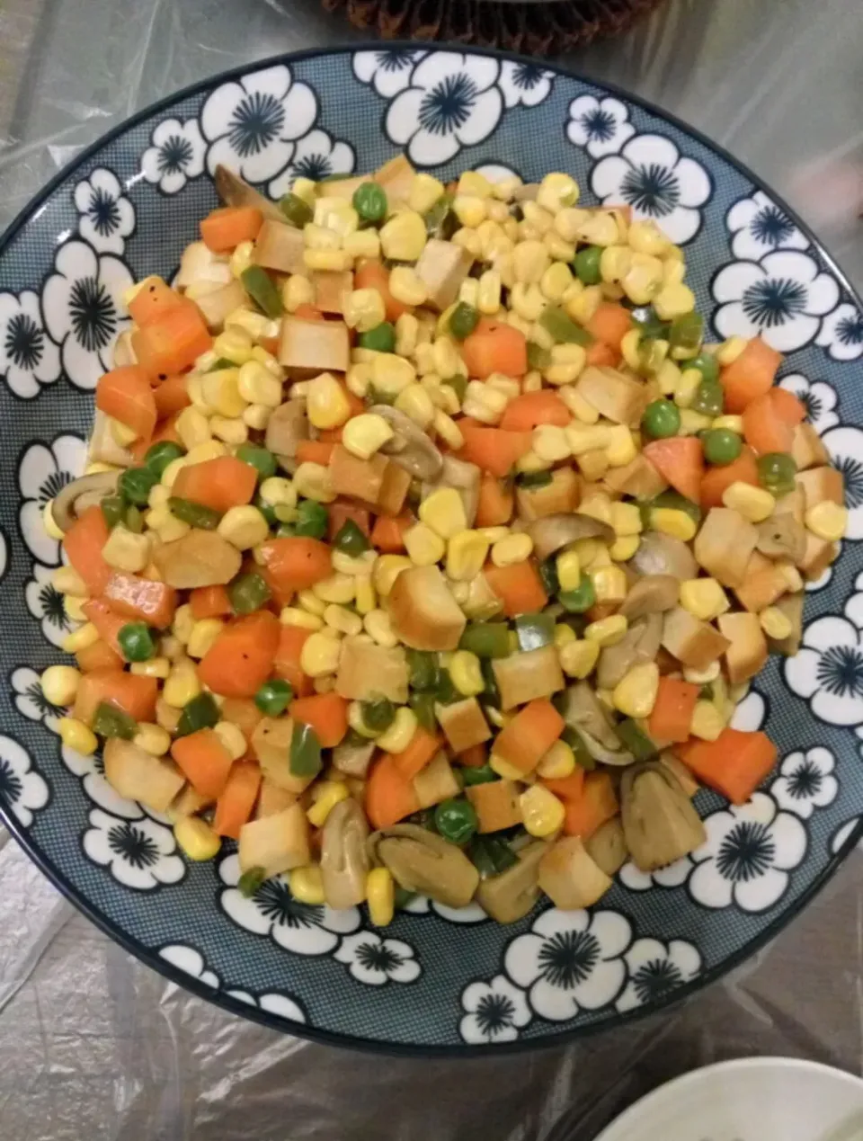 Carrot, Corn, Pea, Mushroom, Vegetarian Ham|Athenaさん