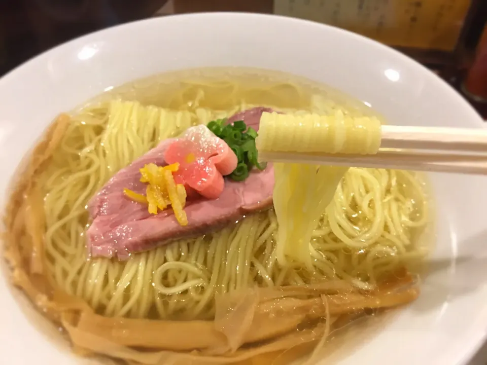 Snapdishの料理写真:鯛塩そば＠曙橋・鯛塩そば 灯花|らーめん好き！さん