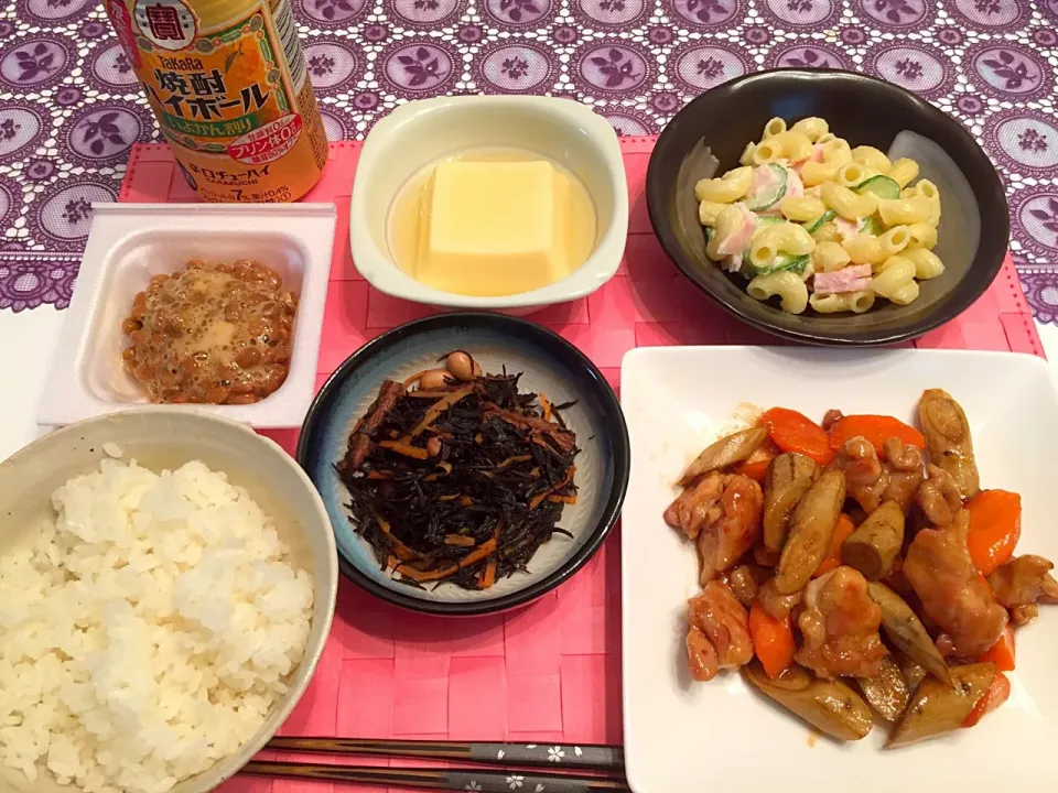 鳥ごぼうのこってり煮、ひじき煮、マカロニサラダ、卵豆腐|Kasumiさん