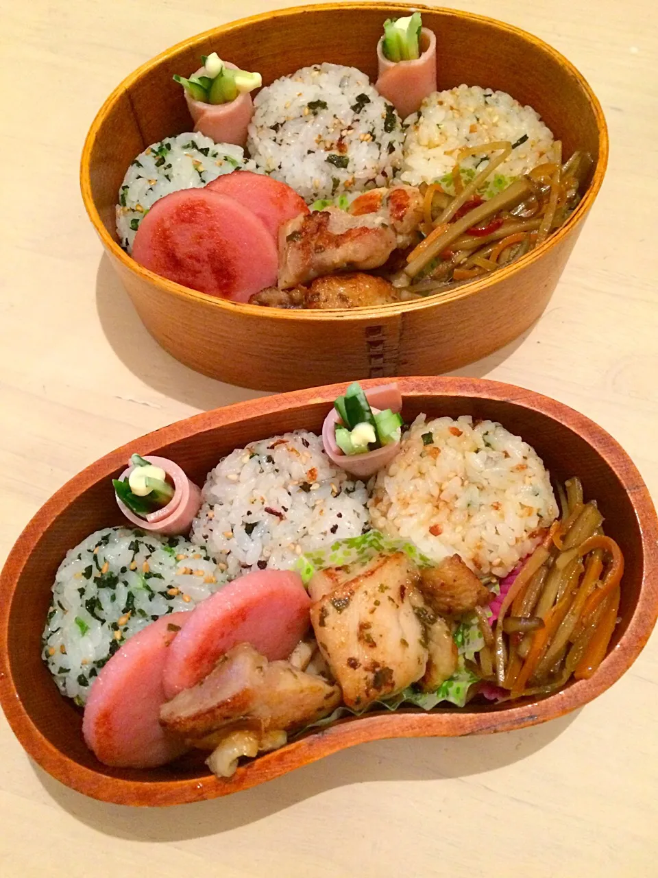 Snapdishの料理写真:今日の男子弁当 2017/08/31
おにぎり🍙弁当だよぉ〜🍱|Booパパさん