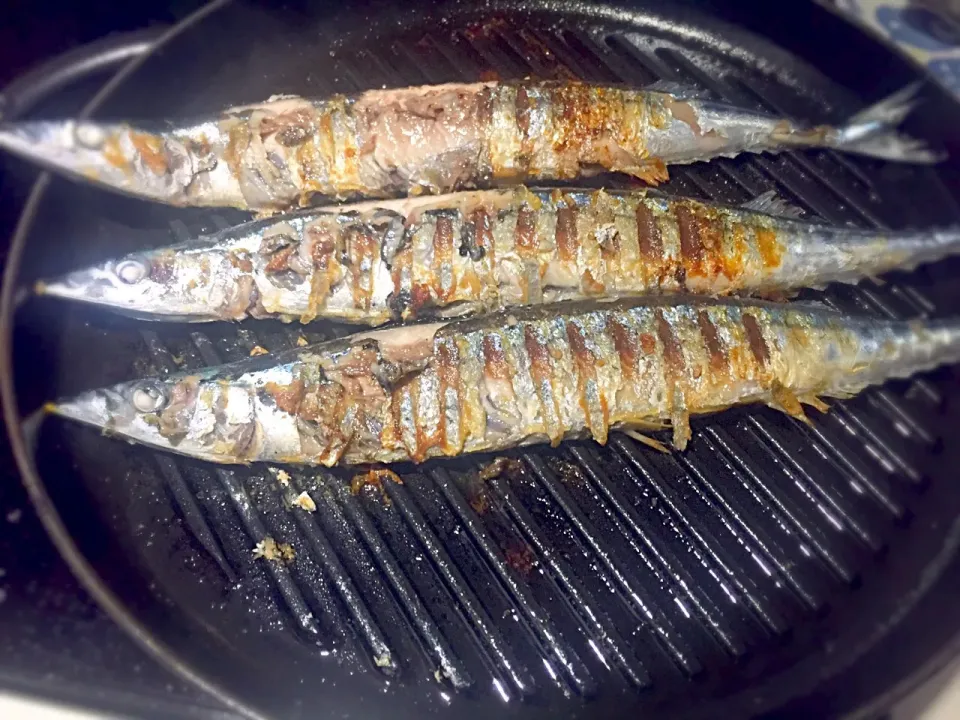 Snapdishの料理写真:秋刀魚塩焼き|K N 3さん