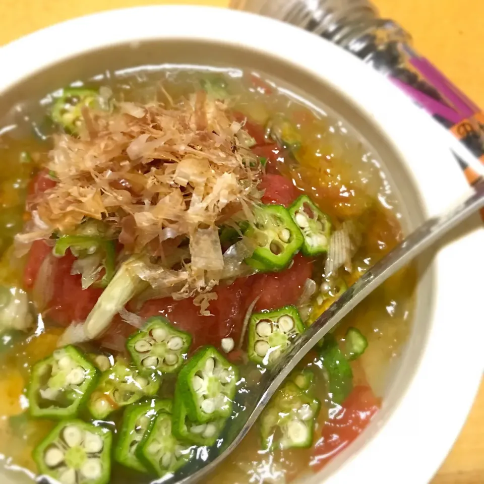 夏の名残…トマトの丸ごと煮浸し🍅オクラ入り和風出汁のジュレ仕立て💖|こなちゅんさん