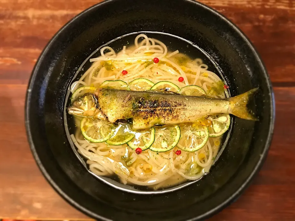 徳島産天然鮎のすだちそうめん1|半田手延べそうめんの店 阿波や壱兆さん