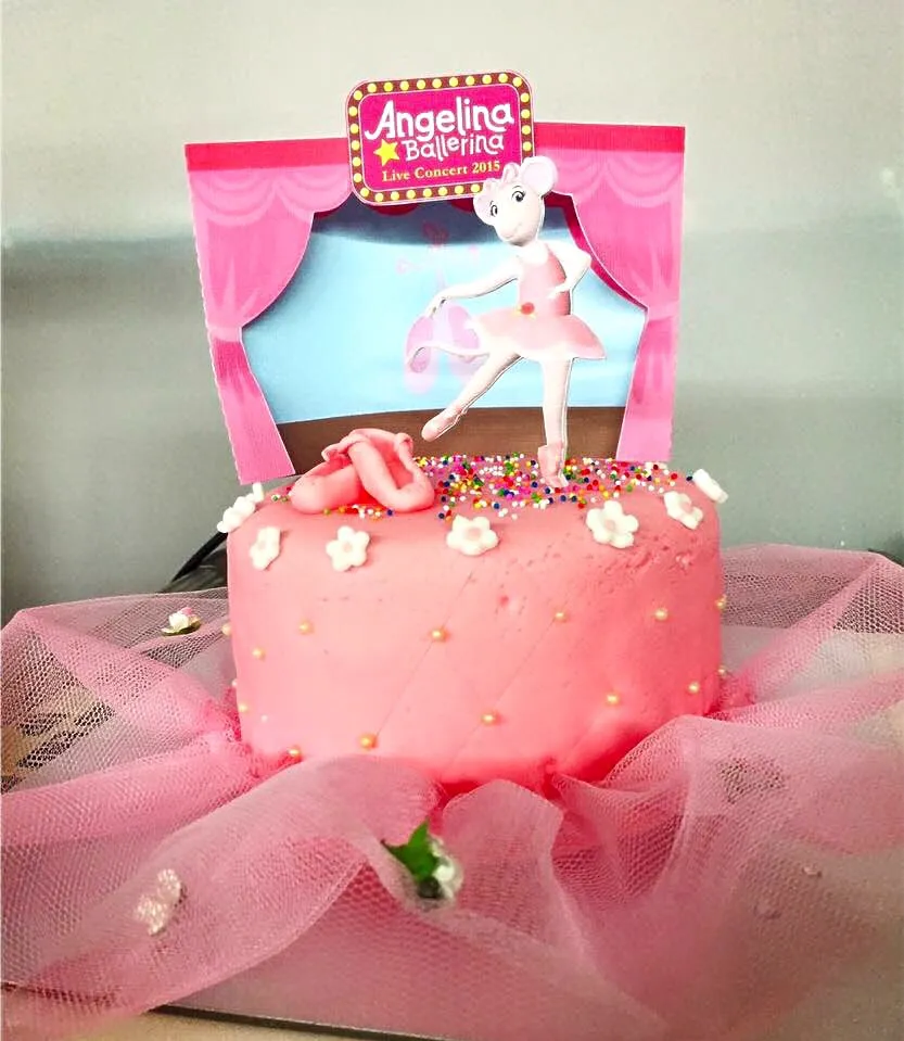 Angelina Ballerina celebratory Cake|trishbebeさん