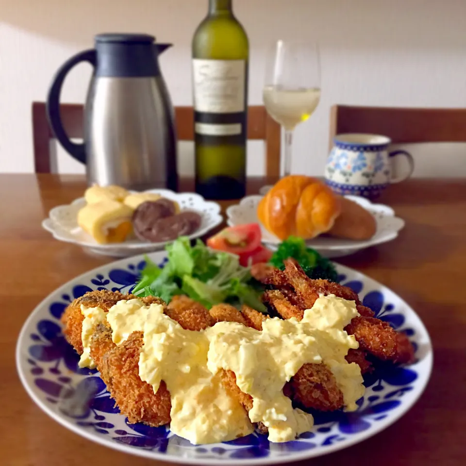 サーモンフライとエビフライ🍤#おうちごはん #晩ご飯 #夕飯 #家庭料理|ゆかりさん