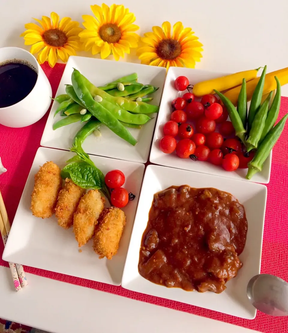 朝ごはんは勝負飯( ◠‿◠ )
ライスコロッケに茄子🍆入りビーフシチュー😋モロッコインゲンのレンチン🎵
赤いダイアトマト🍅🍅🍅|はみちゃんさん