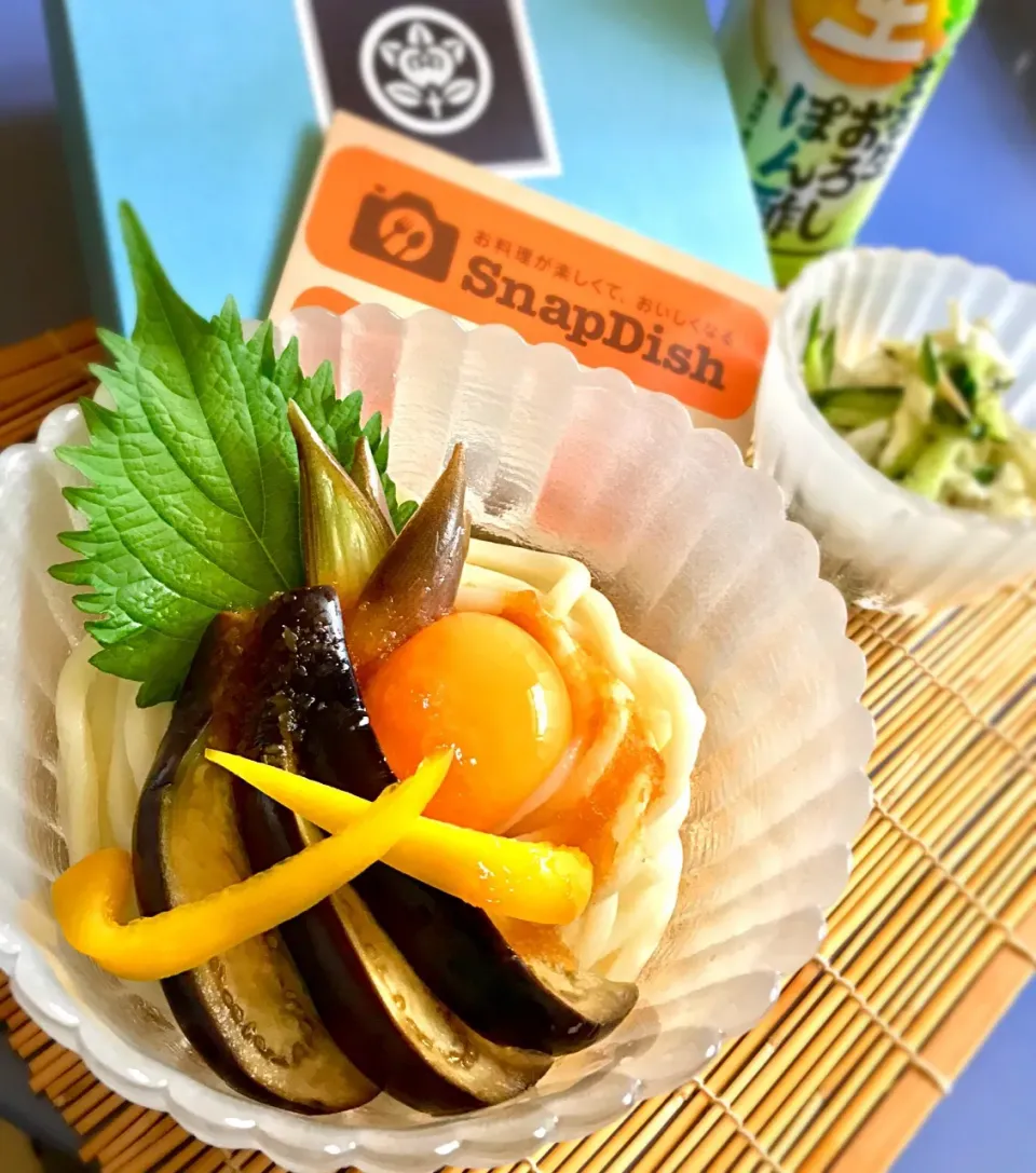 Snapdishの料理写真:昼ごはん  まる生おろしぽん酢で、ぶっかけ冷玉うどん！ 夏ごはんグランプリ2017、みんなに人気の手料理写真＆レシピ賞頂きました‼️😭|砂雪さん