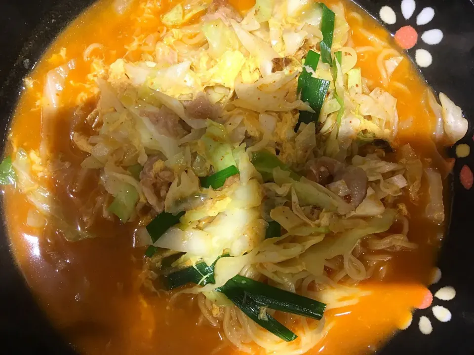 王将 辛玉ラーメン(麺大盛)|ばーさんさん