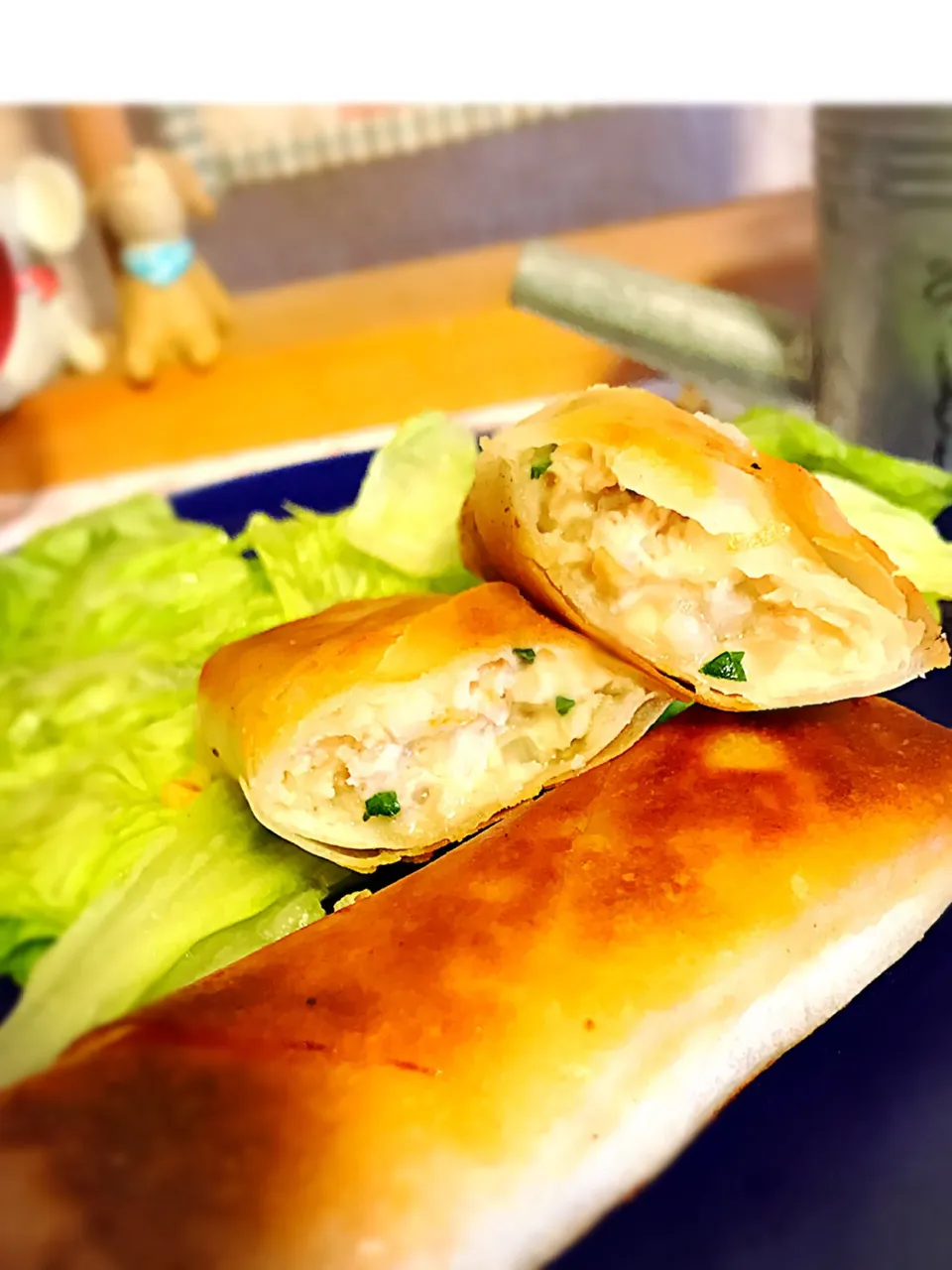 鶏ひき肉とチーズと大葉の春巻き🍺
じゅわーっと美味しい💕|ちゃーさん