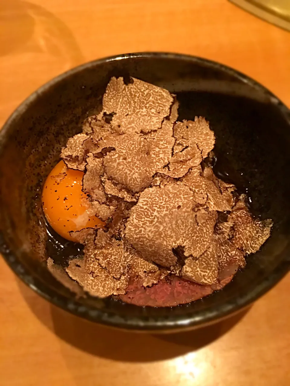 ザブトンすき焼きトリュフがけ|つかもんたさん