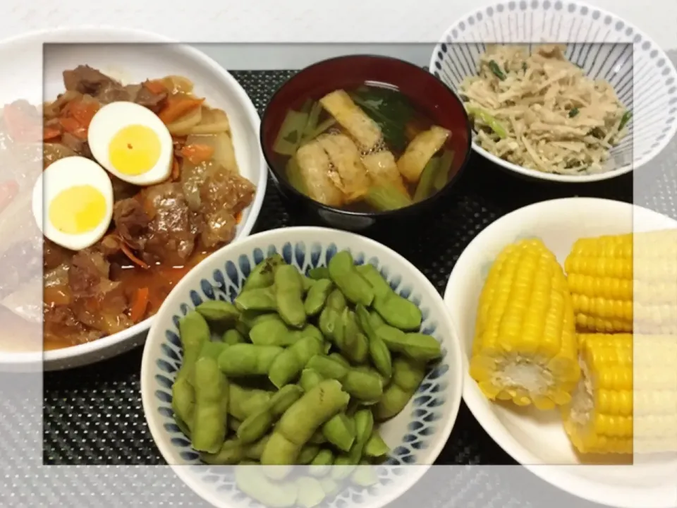 豚軟骨と大根の煮物・小松菜と揚げのお味噌汁・えのきの和え物・とうもろこし・枝豆|美也子さん