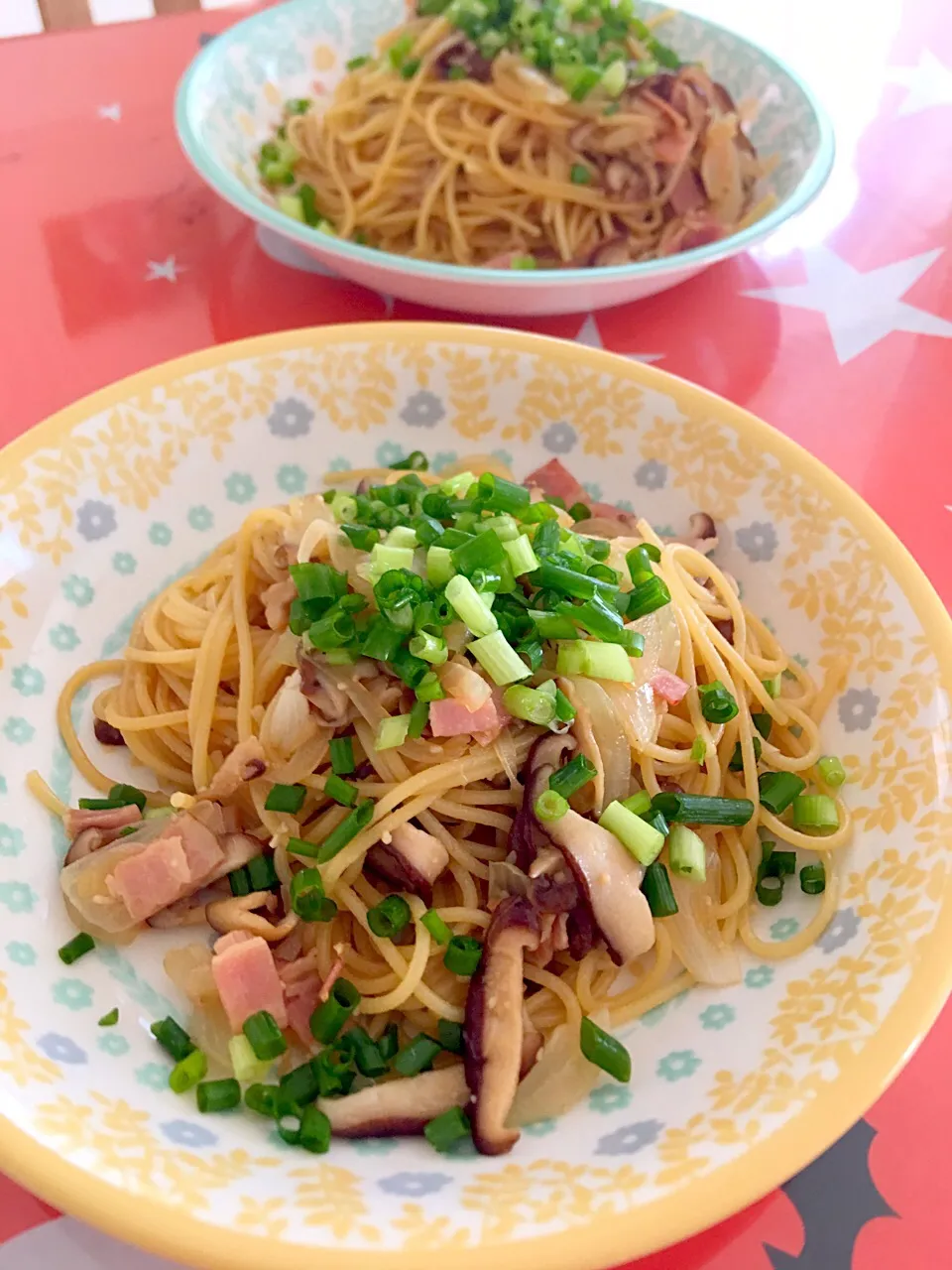 休日ランチ❁ベーコンときのこの醤油バターパスタ|ayuさん