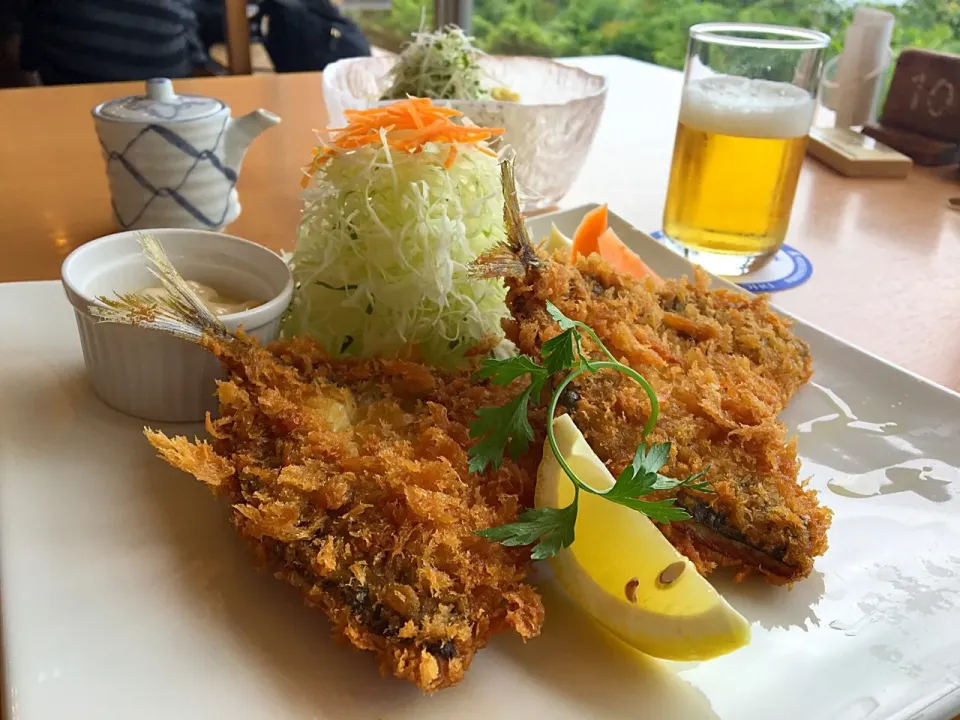 鯵フライに ビール！ まさに翼くんと岬くん😃|suneさん