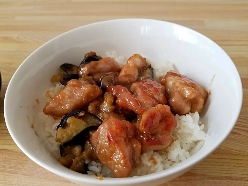 なすと鶏のこっ照り焼丼|みろりさん