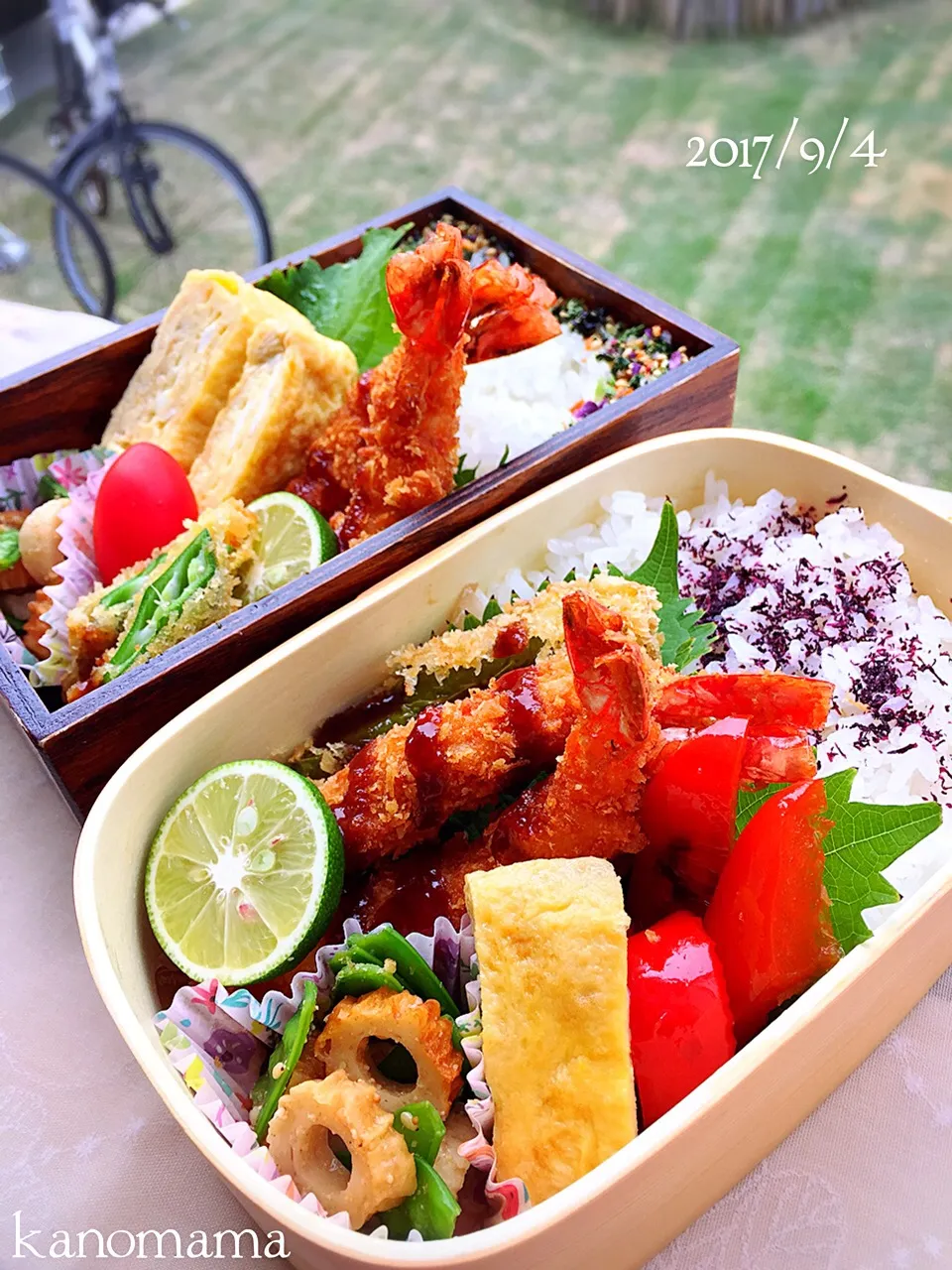 Snapdishの料理写真:息子&わたし弁当♪海老フライ〜〜|ゆきさん