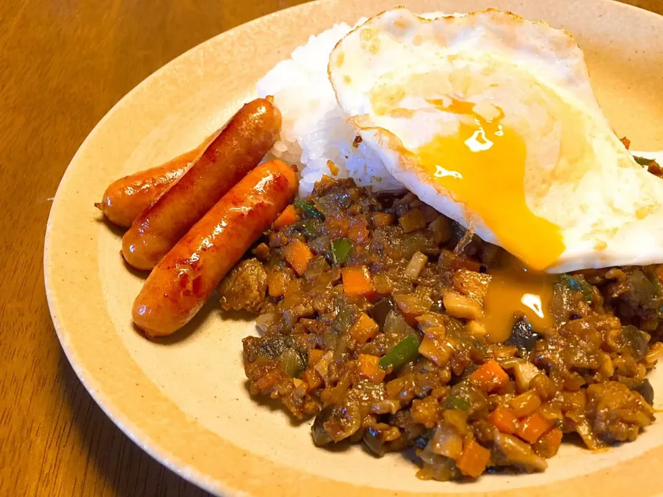 Snapdishの料理写真:夏野菜のドライカレー|*ミツ*さん