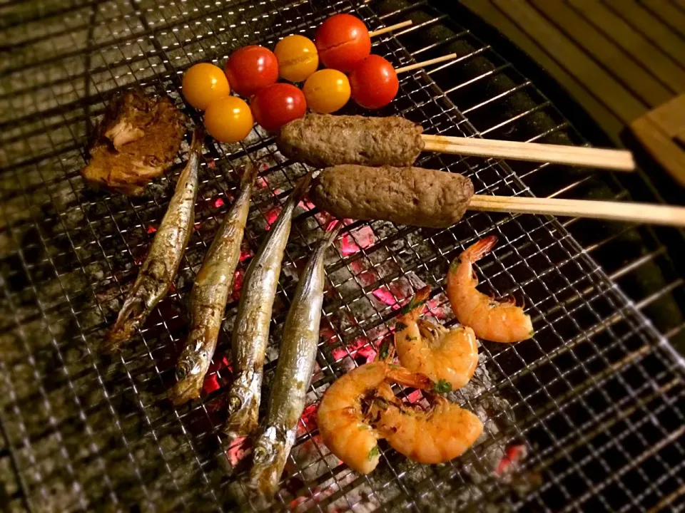 BBQ
#ししゃも #ミニトマト #自家製ソーセージつくね #自家製チャーシュー #エビマリネー|doc3387さん