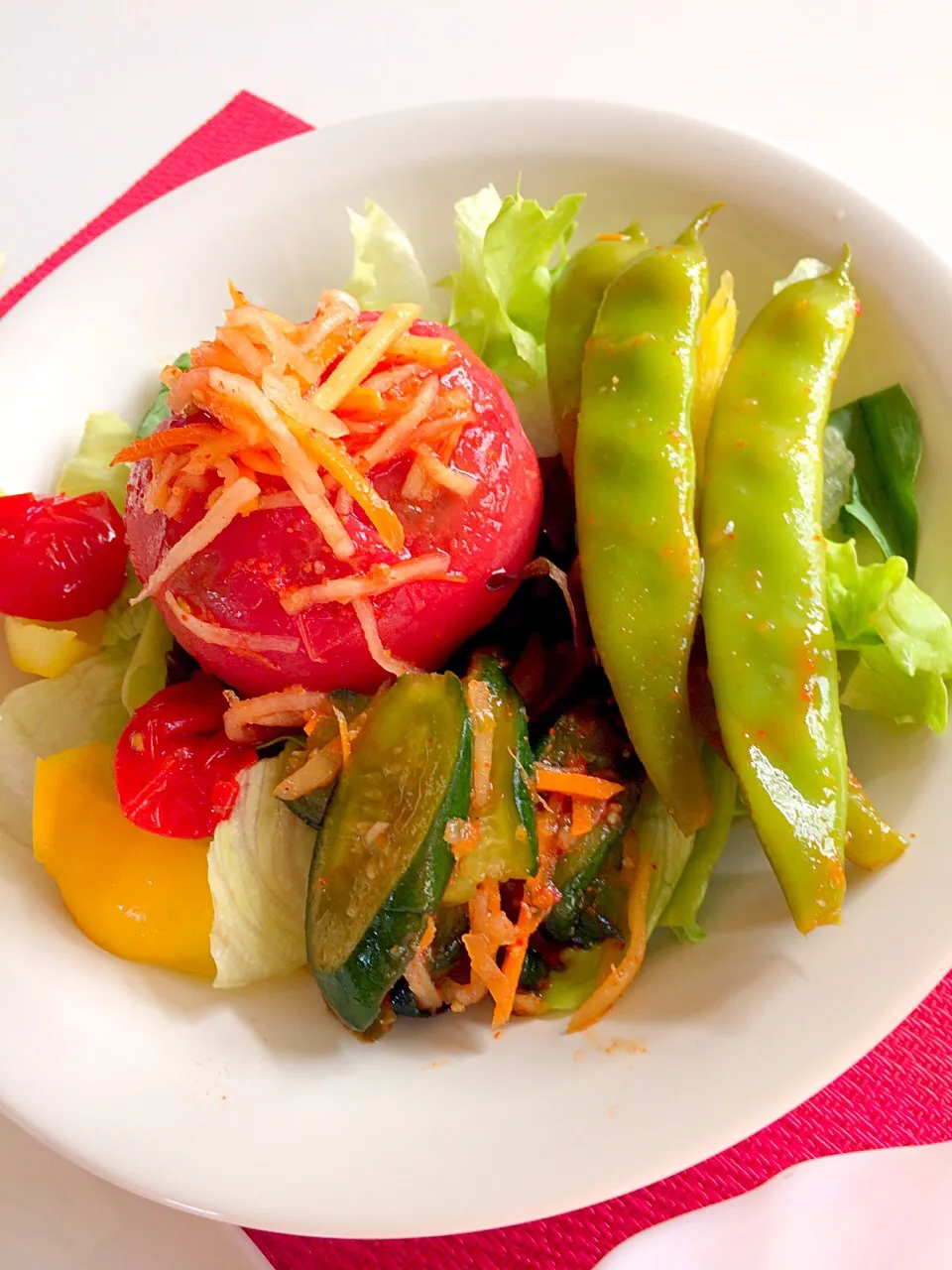 キムチサラダ🥗丸ごとトマトキムチ🍅胡瓜キムチ🥒モロッコインゲンキムチ漬け( ◠‿◠ )|はみちゃんさん