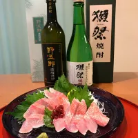 Snapdishの料理写真:米焼酎吞み比べ❗️
金目鯛の湯引きと…|俺俺さん