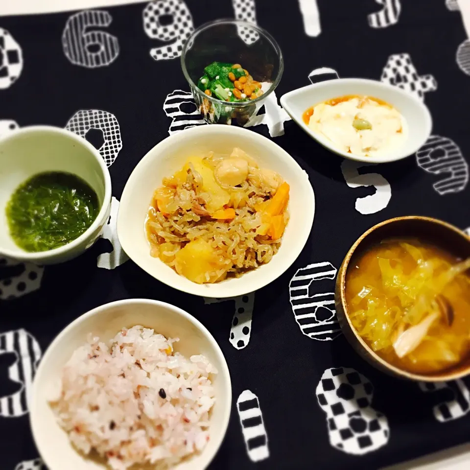 Snapdishの料理写真:#ユキ飯 #肉じゃが #湯葉 #めかぶ#オクラ納豆#ダイエット #ヘルシー|tuyet716さん