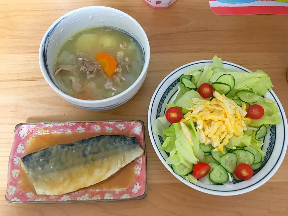 サバの味噌煮、卵サラダ、豚汁|ほなさん