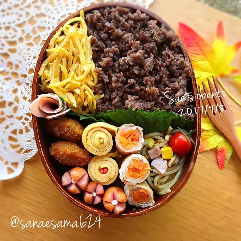 華金は華やかにそぼろ弁当🍱|さえちゃんさん