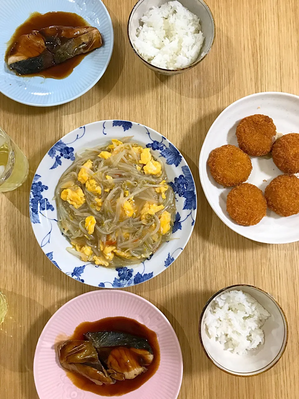 Snapdishの料理写真:もやしのあんかけ、ぶりの照り焼き|ゆかゆかさん