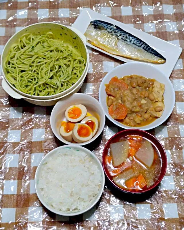 サバの塩焼き
ジェノベーゼパスタ
煮物
煮卵
根菜類の味噌汁|時雨さん