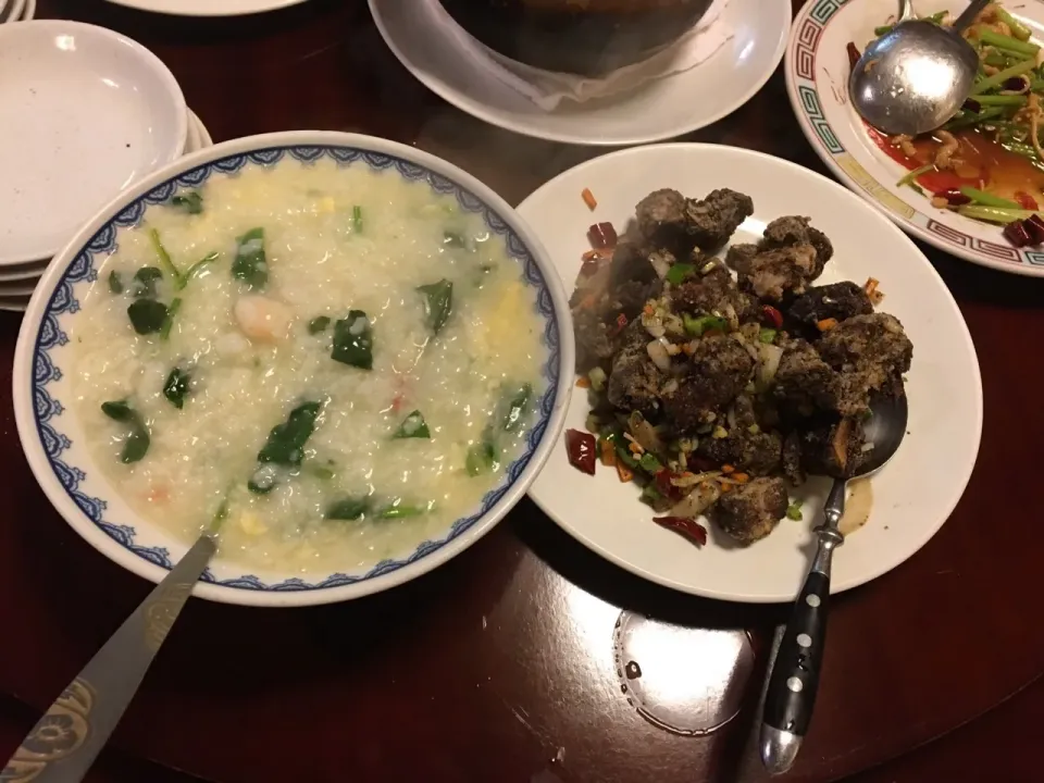 Snapdishの料理写真:#海鮮お粥#豚肉の黒胡椒炒め|畑田 成治さん